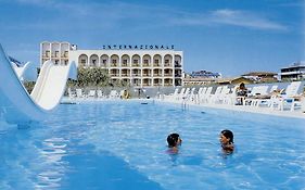 Hotel Internazionale Cesenatico Exterior photo