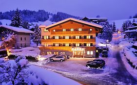 Hotel Garni Alpenland Altenmarkt im Pongau Exterior photo