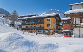 Hotel-Pension Wolfgang Saalbach Exterior photo