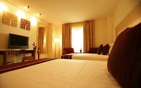Al Manar Grand Hotel Apartment Dubai Room photo
