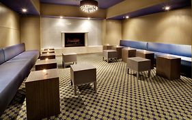 Holiday Inn Toronto Brampton Interior photo