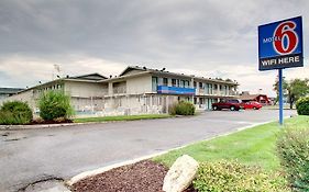 Motel 6 Manhattan Kansas Exterior photo