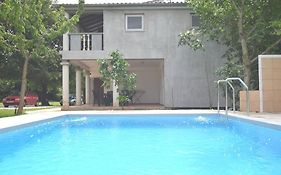 Modern Apartment In Banjole With Pool Exterior photo