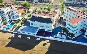 Best Western PLUS Luna del Mar Manzanillo Exterior photo