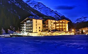 Sport- und Vitalhotel Seppl St. Leonhard im Pitztal Exterior photo