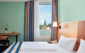 IntercityHotel Celle Room photo