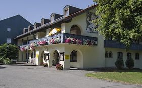 Apparthotel Jagdhof Bad Griesbach im Rottal Exterior photo