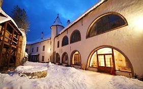 Chateau Grandcastle Liptovský Hrádok Exterior photo