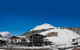 Hotel Jagdhaus Monzabon Lech am Arlberg Exterior photo