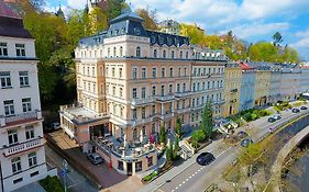 Humboldt Park Hotel & Spa Karlsbad Exterior photo