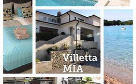 Villetta Mia Njivice Exterior photo