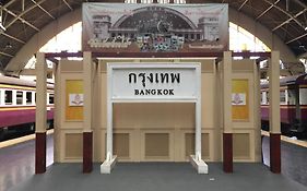 Villa Bangkok Travelers Phayathai Exterior photo