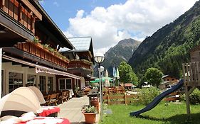 Alpenhotel Widderstein Mittelberg Exterior photo