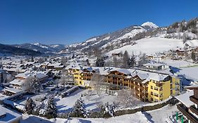 Hotel Alpenhof Brixen Brixen im Thale Exterior photo