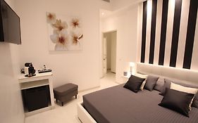 Guesthouse Interno 7 Luxury Rooms Rom Exterior photo