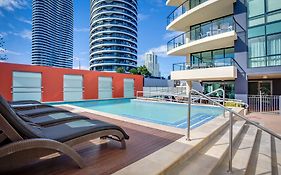 Aparthotel Mantra Broadbeach On The Park Gold Coast Exterior photo