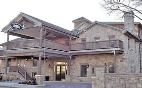 The Barracks Inn Hamilton Exterior photo