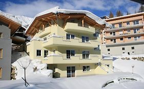 Aparthotel Apart La Vita St. Anton am Arlberg Exterior photo