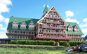 Prince Of Wales Hotel Waterton Park Exterior photo