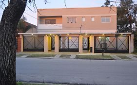 Mendoza Apartments Ezeiza Airport Luis Guillon Exterior photo