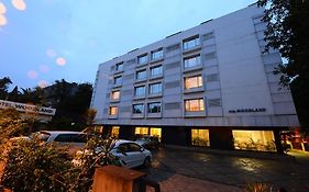 Hotel Woodland Pune Exterior photo