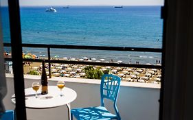 Ferienwohnung Krasas Beach Apts Larnaka Exterior photo