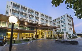 Kantary 304 Hotel Prachinburi Si Maha Phot Exterior photo