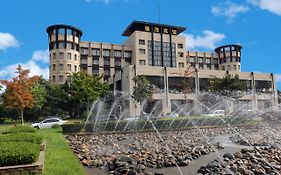 Qingdao Royal Garden Hotel Exterior photo