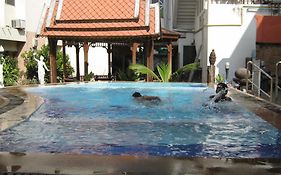 Prince Hotel Chiang Mai Exterior photo