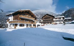 Hotel Silvapina Klosters-Serneus Exterior photo