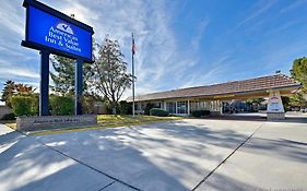 Americas Best Value Inn & Suites - Lancaster Exterior photo