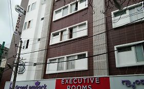 Hotel Grand Empark Bangalore Exterior photo