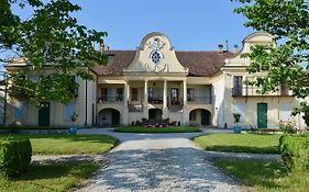 Bed and Breakfast Chateau De Mathod Exterior photo