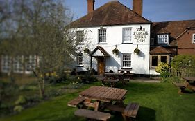 The Furze Bush Inn Newbury  Exterior photo