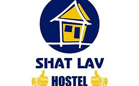 Shat Lav Hostel Erivan Exterior photo