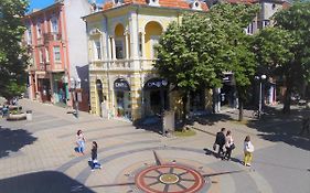 Hostel Compass Burgas City Exterior photo