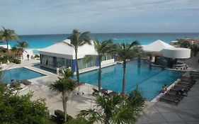 Cancun Beach Aparthotel By Solymar Exterior photo