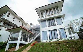 Villa Kencana Syariah Bandung Exterior photo