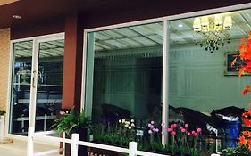 Hotel Bann Bunga Bangkok Exterior photo