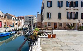 Hotel Tiziano Venedig Exterior photo