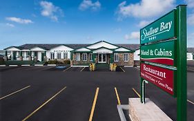 Shallow Bay Motel & Cabins Conference Centre Cow Head Exterior photo