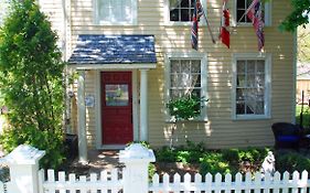 Apple Tree Historic B&B Niagara-on-the-Lake Exterior photo