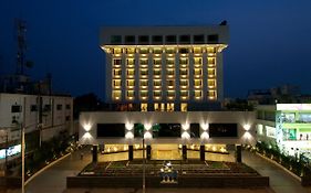 Hotel Vivanta Vijayawada, Mg Road Exterior photo