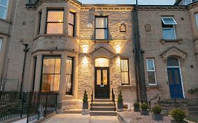 Hotel Townhouse No 12 Huddersfield Exterior photo