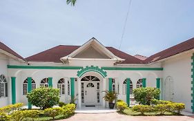 Diamond Villa Guest House Montego Bay Exterior photo