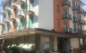 Hotel Britannia Lido di Jesolo Exterior photo