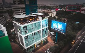 Hotel Zazz Urban Bangkok Exterior photo