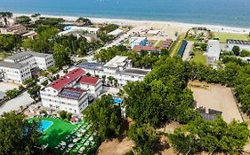 Color Green Village Cesenatico Family Exterior photo