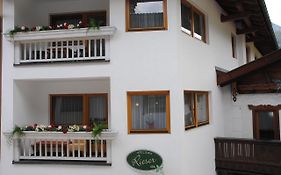 Hotel Gästehaus Rieser Mayrhofen Exterior photo