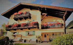 Aparthotel Alpenlandhaus Menardi Seefeld in Tirol Exterior photo